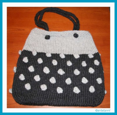 antetanni-strickt_Tasche-gefilzt_Grau-Dots_2013-01 (3)