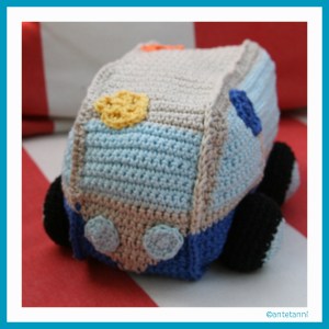 antetanni-haekelt-VW-Bus (5)