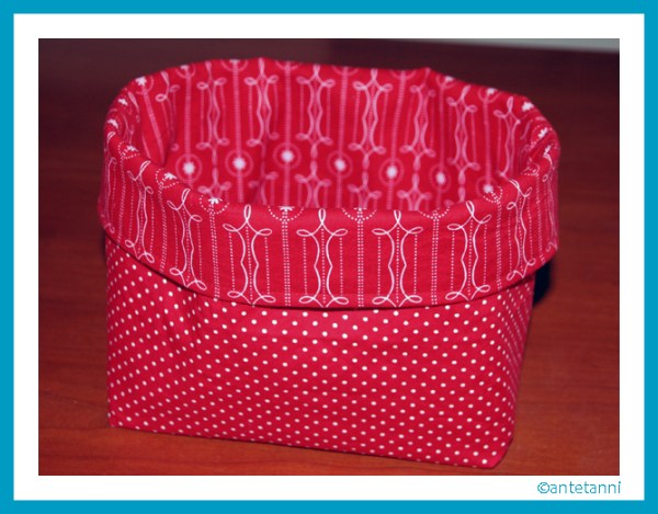 antetanni-naeht_Utensilo-Tante-Ema-Rot-Weiss-Polka-dots (3)