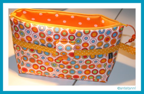 antetanni-naeht_Maeppchen-mit-Geodreieckfach_Version-2 (2)