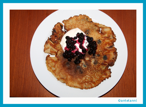 antetanni-kocht_Feuer+Glas_Vermont-Blueberry-Pancakes_3