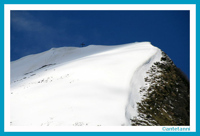 antetanni-unterwegs_Oberstdorf-Fellhorn-Schlappholdsee-Talstation_2016-05 (12)_Gipfelkreuz