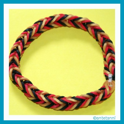 antetanni-bastelt_Loom-Armband-EM2016_2