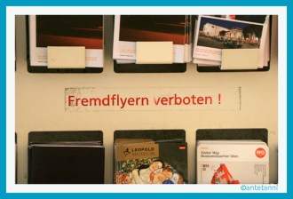 antetanni-fotografiert_2016-09_wien_fremdflyern-verboten