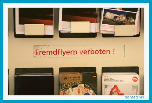 antetanni-fotografiert_2016-09_wien_fremdflyern-verboten